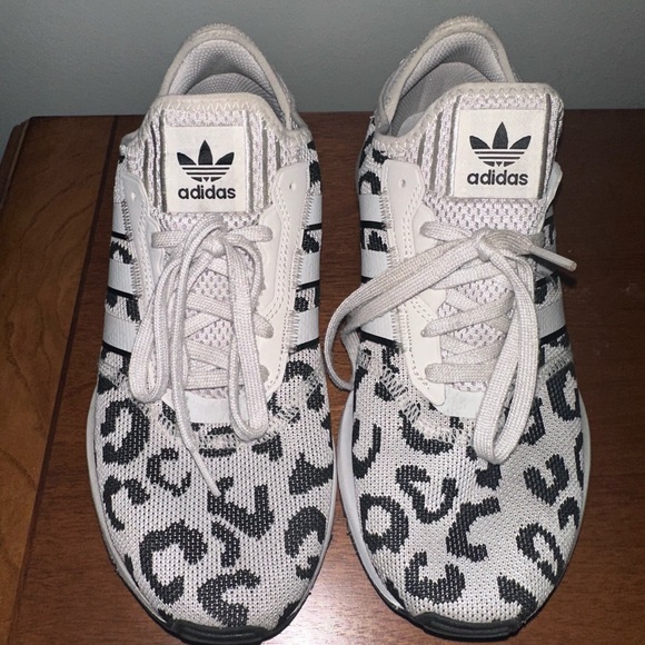 Adidas Leopard Swift Run - Picture 2 of 5